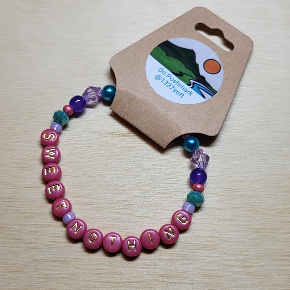 Sweet Nothing- Taylor Swift Friendship Bracelet, Size 7" - Picture 3 of 4